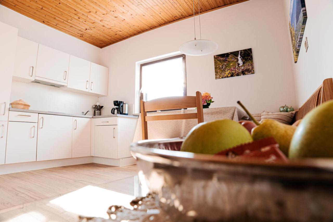 Ferienwohnungen Schweitzer Partschins Exterior foto